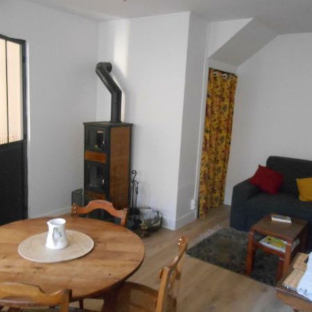L'Annexe Apartment Combronde Bagian luar foto